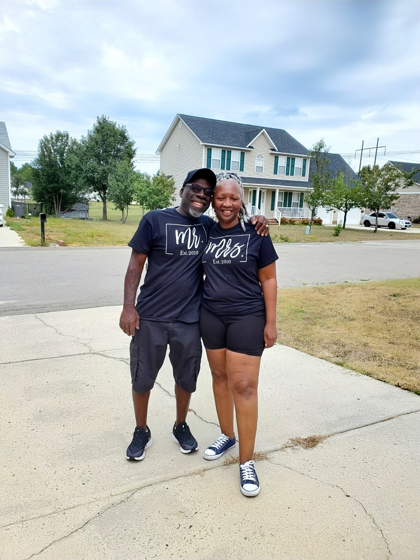 MR & MRS ANNIVERSARY SHORT SLEEVE (VINYL)